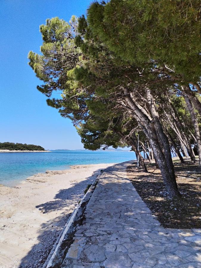 Апартаменти Stonewood Dalmacija Примоштен Екстер'єр фото